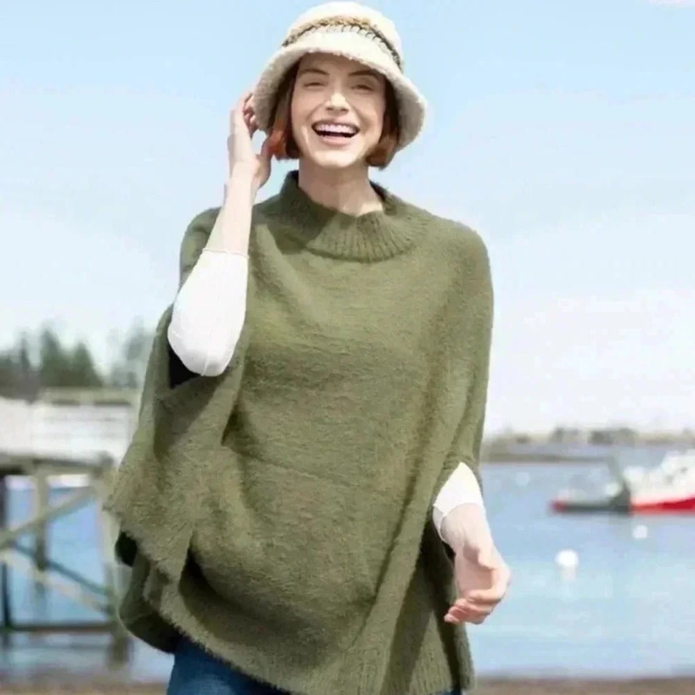MERSEA Olive Green Chalet Pullover Poncho Sweater One Size